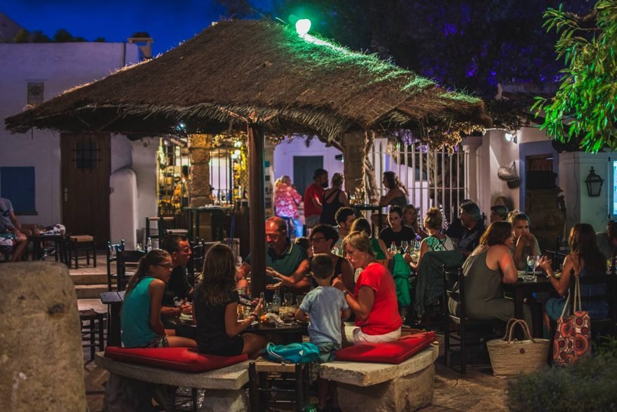 Terraza de Racó Verd de noche
